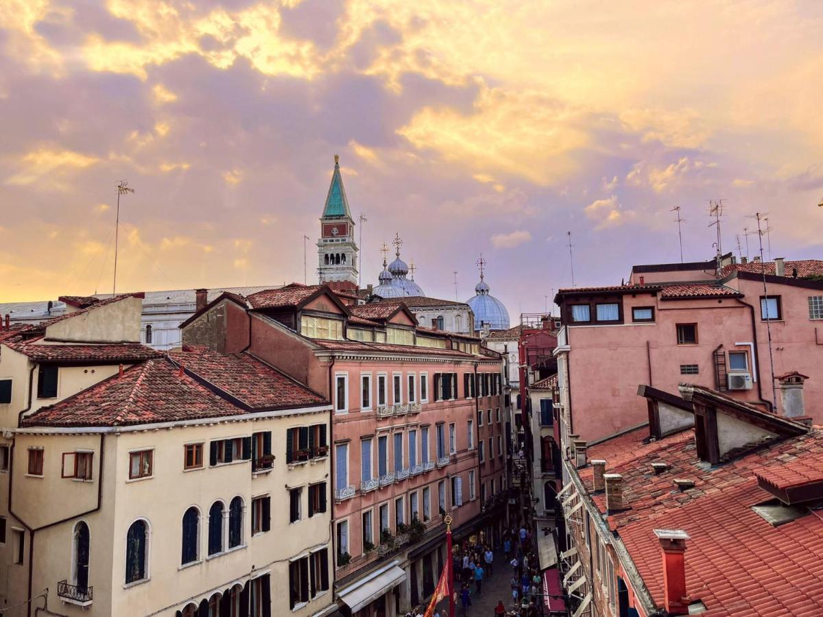 Residenza Urania Apartment Venice Luaran gambar